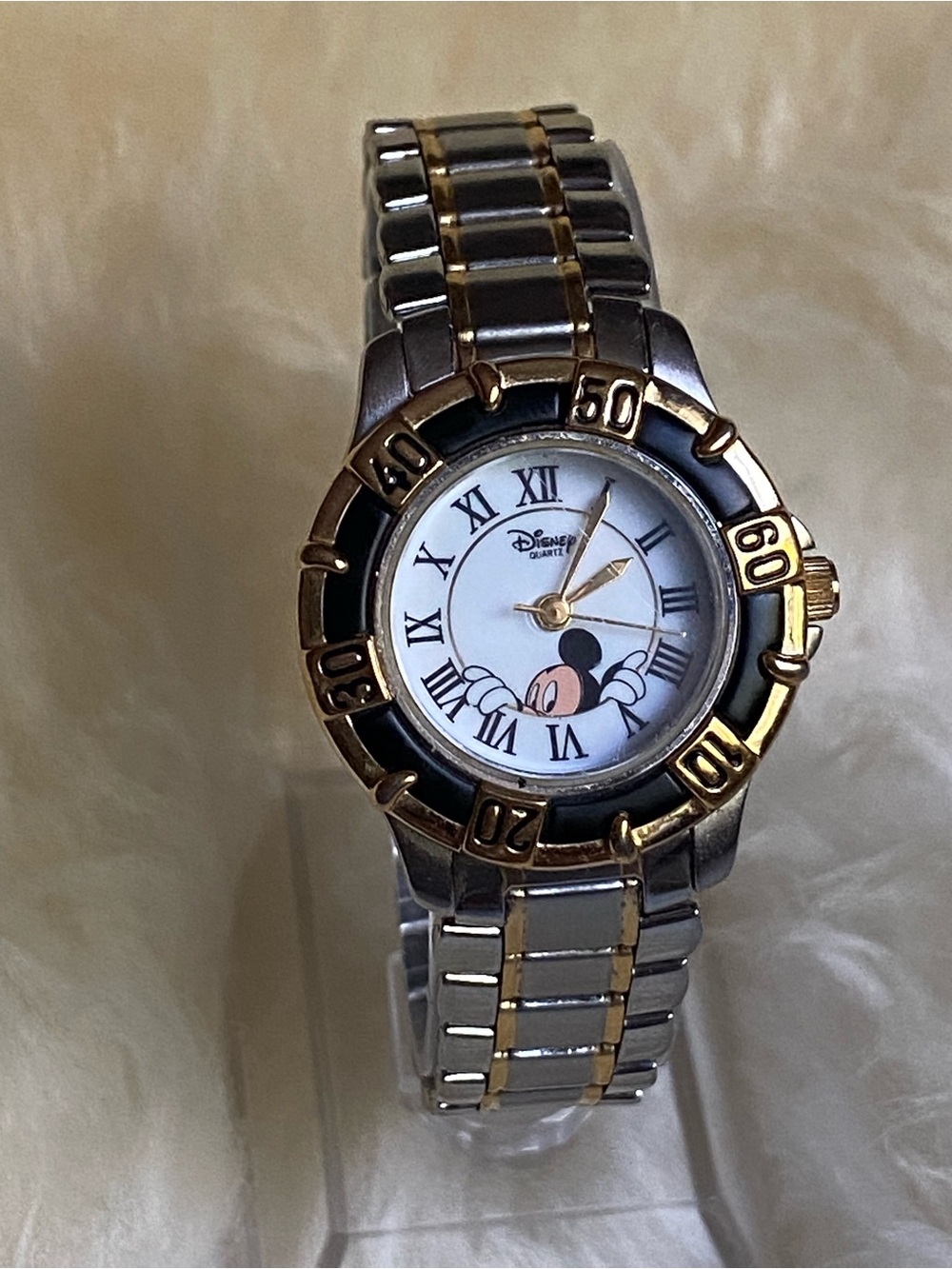 Women's Mickey Mouse Wristwatch Disney Time Works "Peeking Mickey" Vintage RARE!